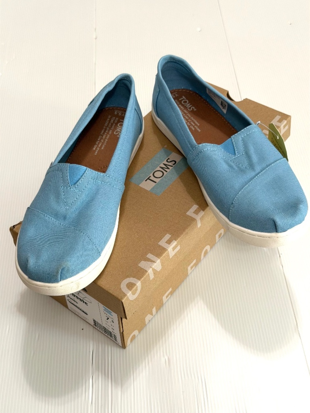 TOMS Alpargata Slip-On Canvas Shoes Cornflower Blue Youth 5.5 / Women’s 7.5